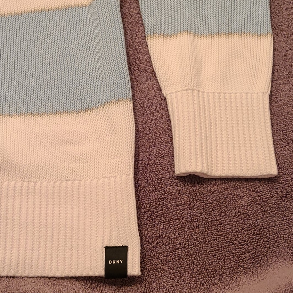 DKNY crewneck sweater - Picture 8 of 16